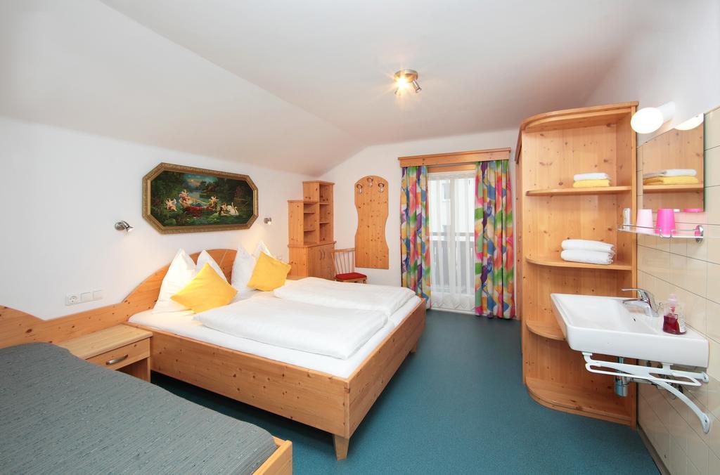 Ferienhaus Gerlinde II Kaprun Room photo